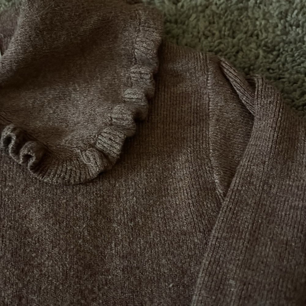 Zara Rounded Collar Sweater - Picture 5 of 5